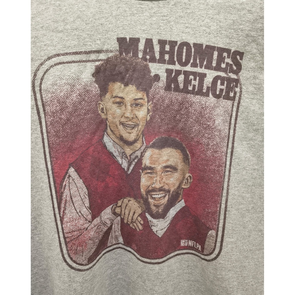 Mahomes Kelce KC Chiefs NFLPA Stepbrothers Portrait Graphic Tee Heather Gray 2XL - Picture 2 of 5